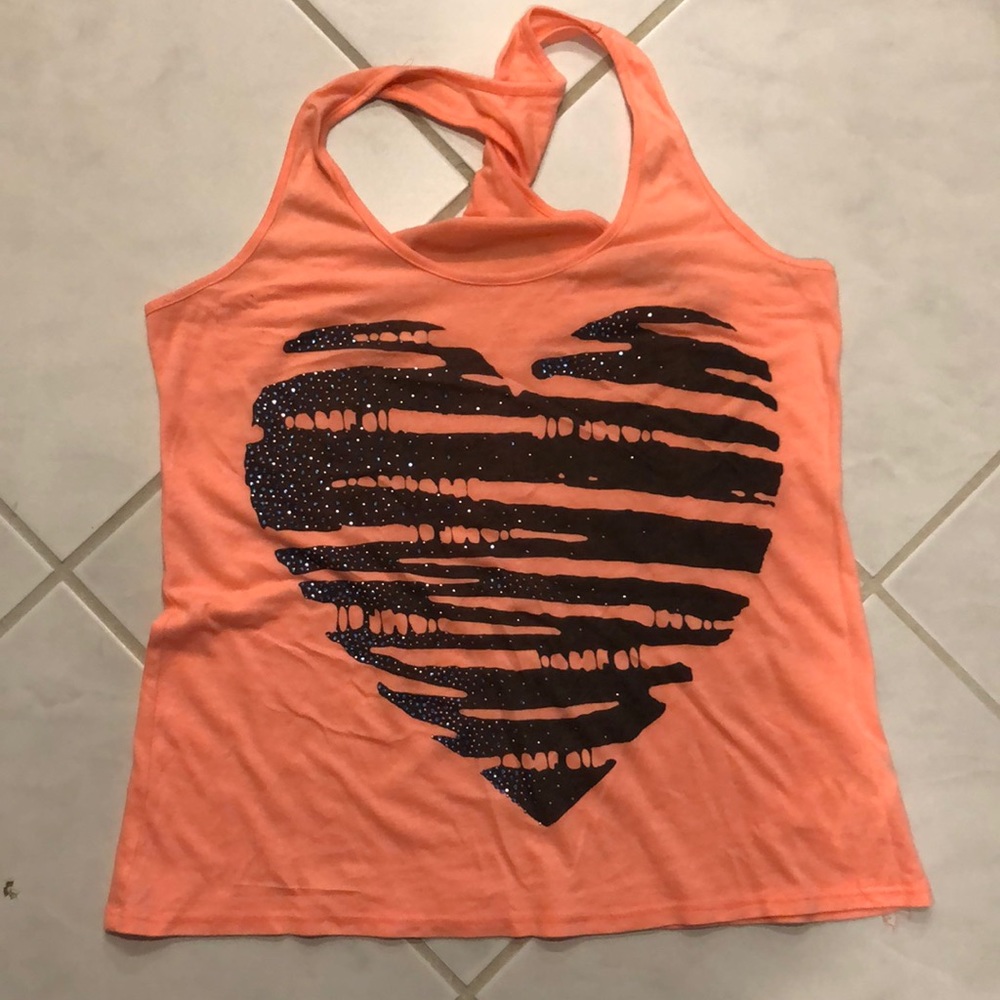 Tank halter top w|black heart 🖤 & stones